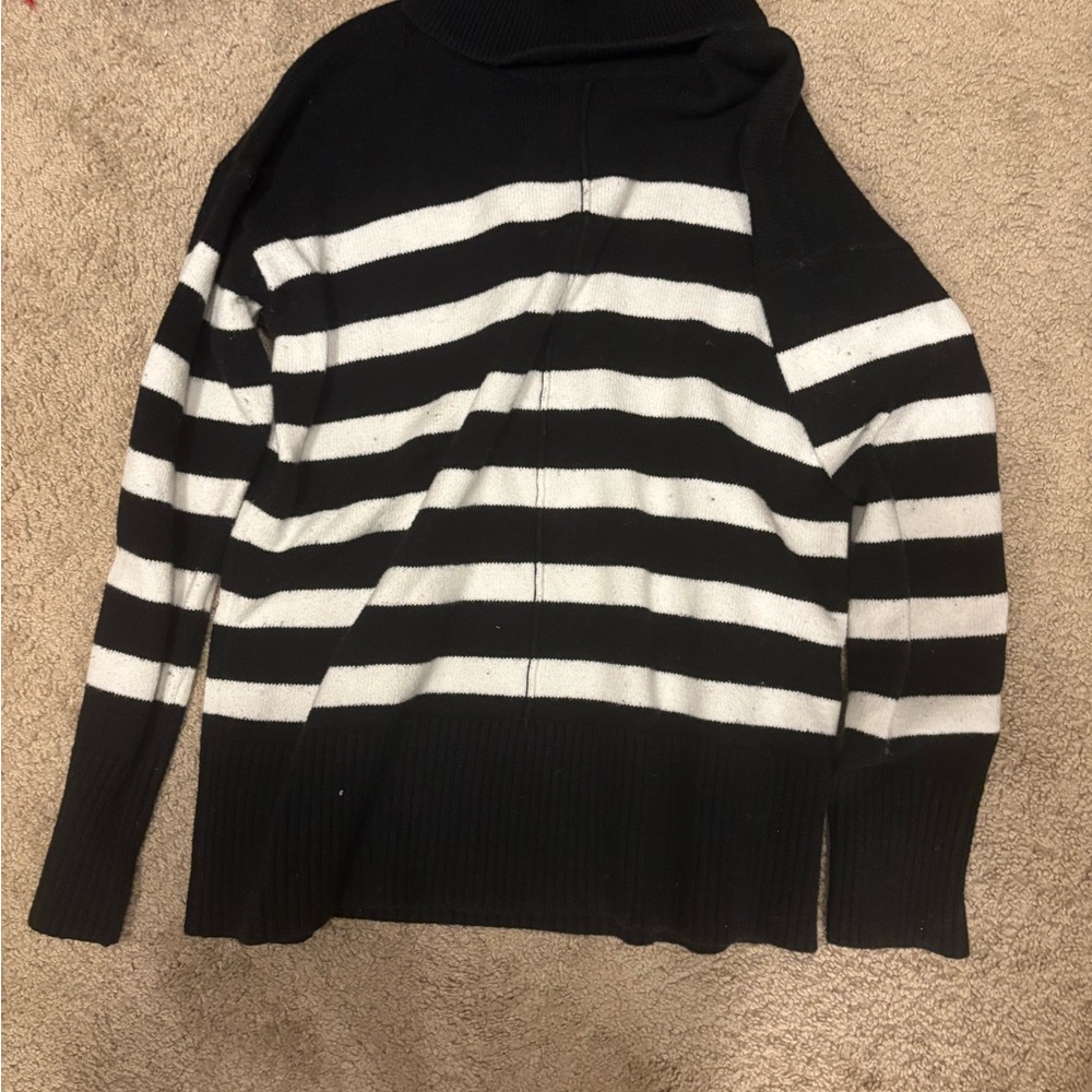 Banana Republic Factory Black & White Striped Turtleneck Sweater